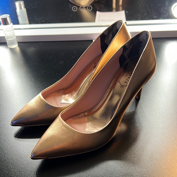 Ted Baker | Shoes | Ted Baker Rose Gold 